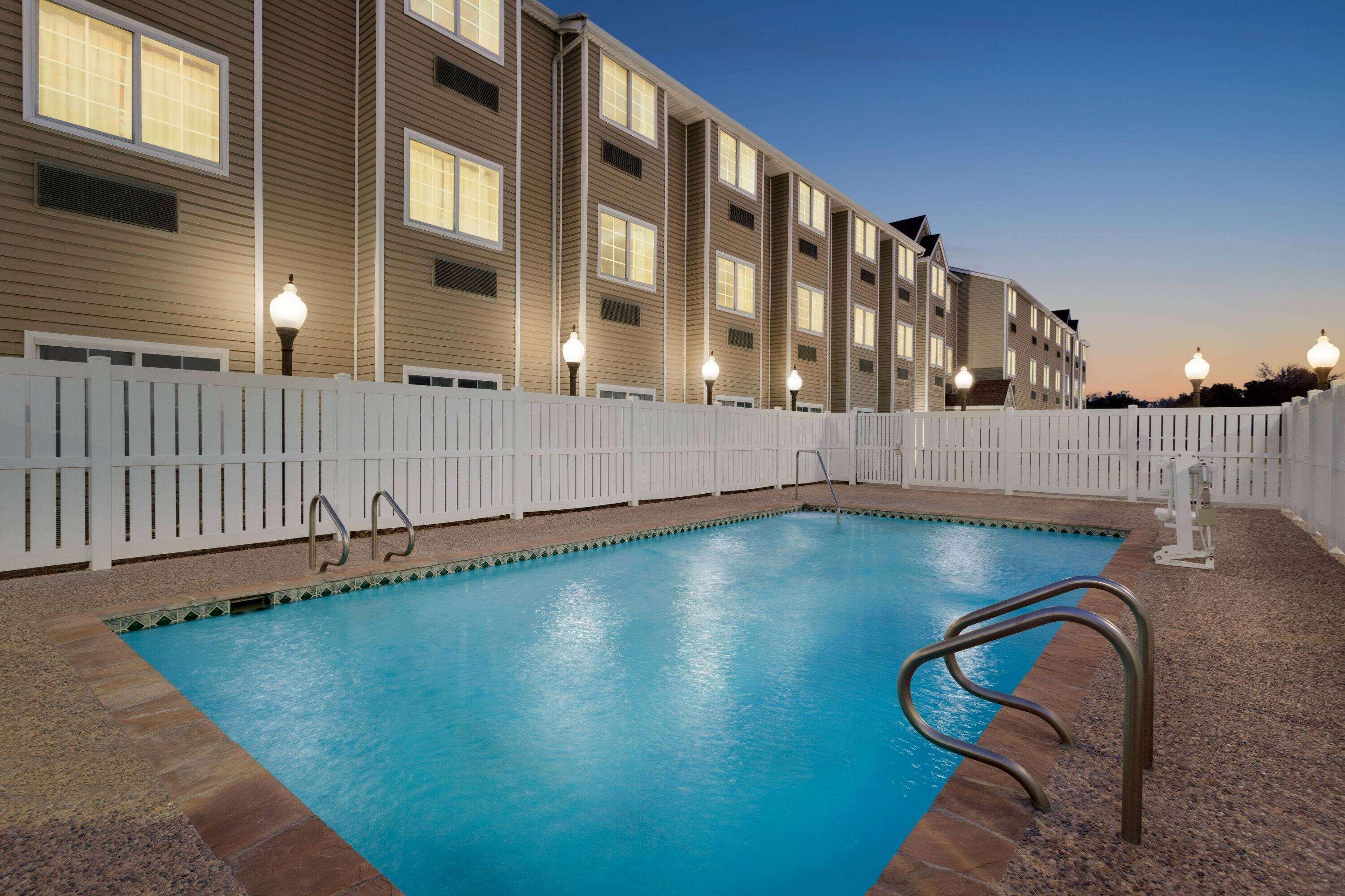 Super 8 By Wyndham San Antonio Airport North Hotel Exterior foto